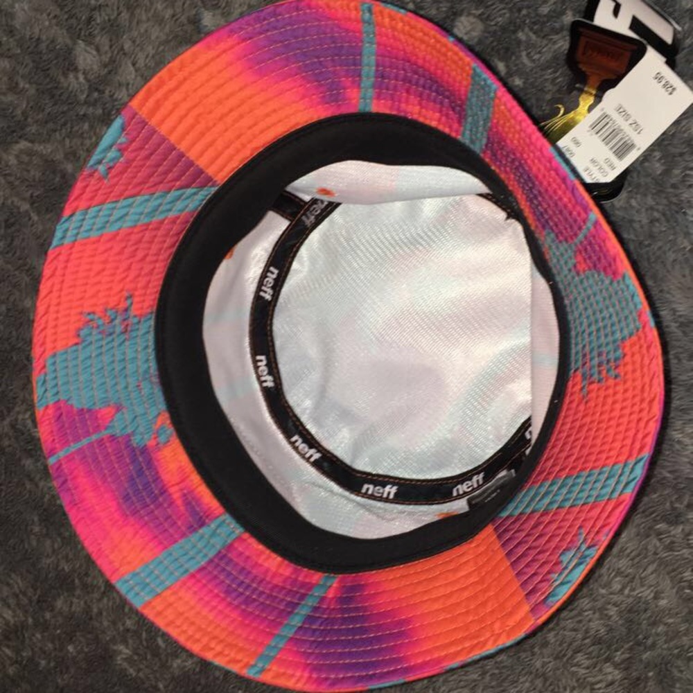 Neff Bucket Hat - Picture 3 of 3